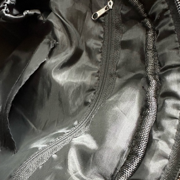 Steve Madden Weekender Bag - Picture 7 of 7